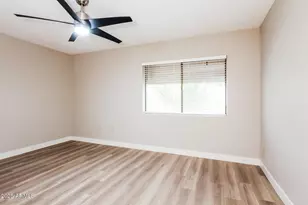 7653 E Vista Dr, Scottsdale, AZ 85250 - Photo 10