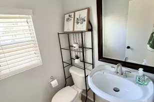 4235 E Betsy Ln, Gilbert, AZ 85296 - Photo 14