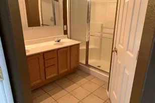 810 S 124th Ave, Avondale, AZ 85323 - Photo 10