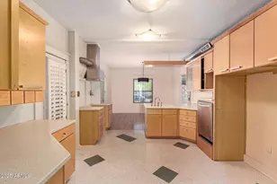 1322 W Monroe St, Phoenix, AZ 85007 - Photo 10