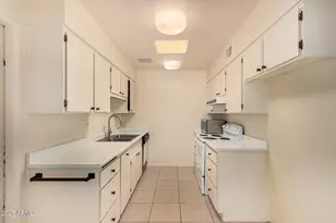 13424 W Desert Glen Dr, Sun City West, AZ 85375 - Photo 6