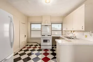 1322 W Monroe St, Phoenix, AZ 85007 - Photo 16