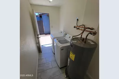 3645 N 69th Avenue #99, Phoenix, AZ 85033 - Photo 26