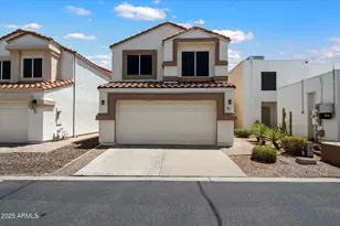 2339 E Evans Dr, Phoenix, AZ 85022 - Photo 1