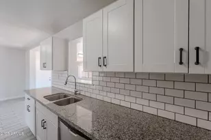 1526 W North Ln, Phoenix, AZ 85021 - Photo 10