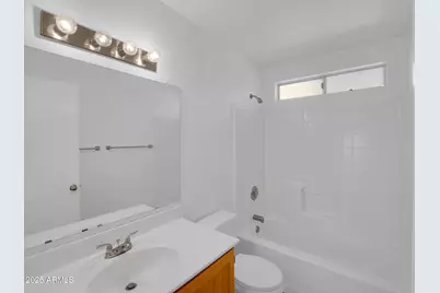 15088 N 85th Drive, Peoria, AZ 85381 - Photo 8