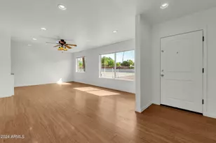 3660 N 52nd St, Phoenix, AZ 85018 - Photo 10