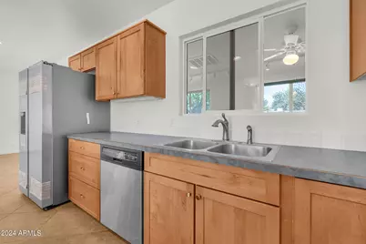 3660 N 52nd Street, Phoenix, AZ 85018 - Photo 14