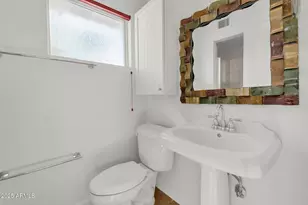 3660 N 52nd St, Phoenix, AZ 85018 - Photo 22