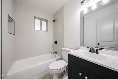 10202 N 15th Avenue N #2, Phoenix, AZ 85021 - Photo 16