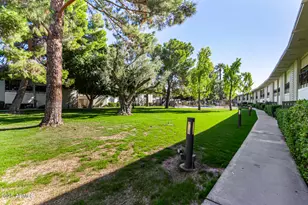 6125 E Indian School Rd, Scottsdale, AZ 85251 - Photo 16