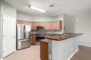 17562 W Gelding Dr, Surprise, AZ 85388 - Photo 6