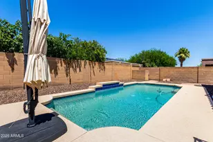 17562 W Gelding Dr, Surprise, AZ 85388 - Photo 22
