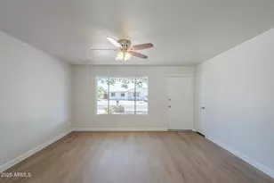 17848 N 34th Ln, Phoenix, AZ 85053 - Photo 2