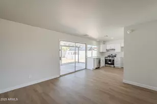 17848 N 34th Ln, Phoenix, AZ 85053 - Photo 4