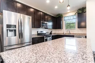 14338 W Bronco Trl, Surprise, AZ 85387 - Photo 4