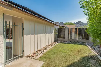 1407 E Mountain View Road, Phoenix, AZ 85020 - Photo 32