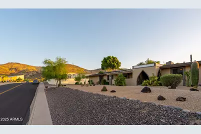 13034 N 8th Avenue, Phoenix, AZ 85029 - Photo 1