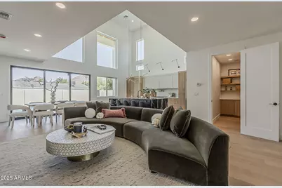 4852 E Piccadilly Road, Phoenix, AZ 85018 - Photo 10