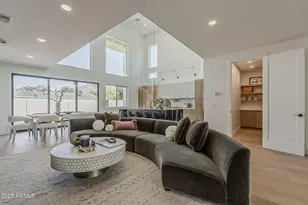 4852 E Piccadilly Rd, Phoenix, AZ 85018 - Photo 10