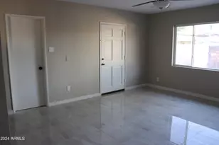 6702 E Almeria Rd, Scottsdale, AZ 85257 - Photo 2