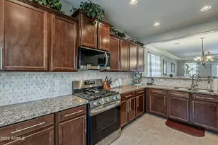 4407 W Crescent Rd, San Tan Valley, AZ 85144 - Photo 10