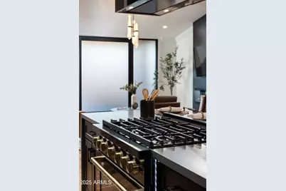 8708 E Rancho Vista Drive, Scottsdale, AZ 85251 - Photo 16