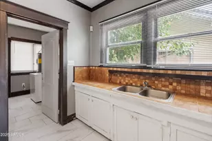 122 N 9th Ave, Phoenix, AZ 85007 - Photo 20