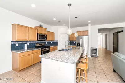 626 W Tallula Trail, San Tan Valley, AZ 85140 - Photo 6