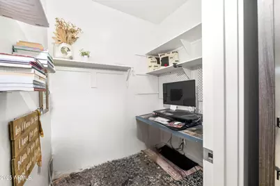 626 W Tallula Trail, San Tan Valley, AZ 85140 - Photo 10