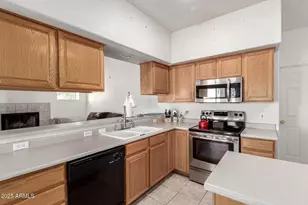 6813 N 186th Ave, Waddell, AZ 85355 - Photo 16