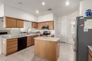 6813 N 186th Ave, Waddell, AZ 85355 - Photo 18