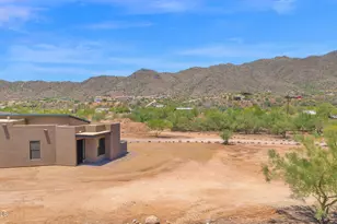 553 W Cavalry Rd, New River, AZ 85087 - Photo 28