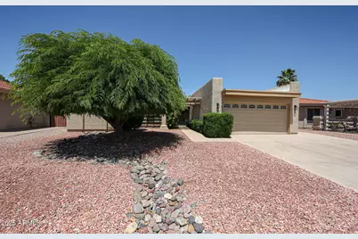 25809 S Hollygreen Drive, Sun Lakes, AZ 85248 - Photo 2