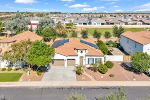 4060 E Canyon Way, Chandler, AZ 85249 - Photo 1