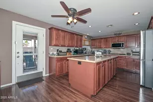 10806 W Adam Ave, Peoria, AZ 85373 - Photo 10