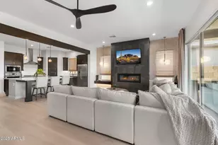 21315 N 59th Ter, Phoenix, AZ 85054 - Photo 12