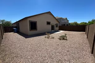 7210 S 41st Dr, Phoenix, AZ 85041 - Photo 16