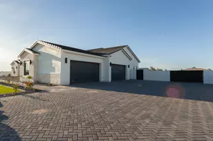3734 E Weston Ln, San Tan Valley, AZ 85140 - Photo 4
