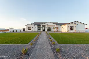 3734 E Weston Ln, San Tan Valley, AZ 85140 - Photo 2