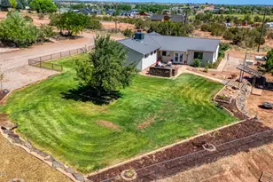 929 E Willow Ln, Taylor, AZ 85939 - Photo 40