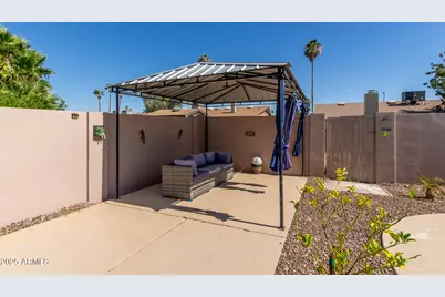 3529 W Saint Moritz Lane, Phoenix, AZ 85053 - Photo 34