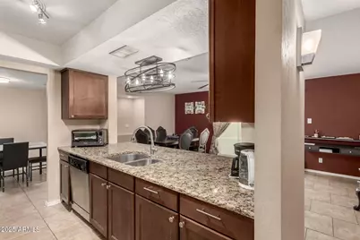 3529 W Saint Moritz Lane, Phoenix, AZ 85053 - Photo 8