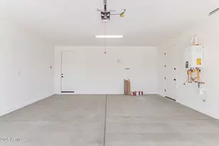 8325 N 53rd Dr, Glendale, AZ 85302 - Photo 22