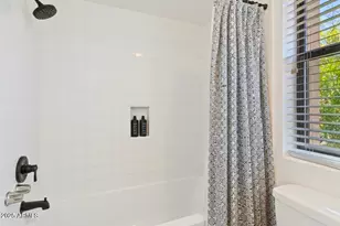 10410 N Cave Creek Rd, Phoenix, AZ 85020 - Photo 22