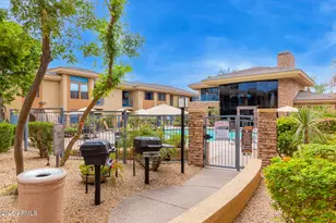 6900 E Princess Dr, Phoenix, AZ 85054 - Photo 32