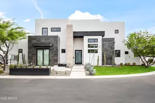 3615 N Nicosia, Phoenix, AZ 85016 - Photo 1