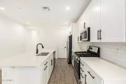 15817 W Vogel Avenue, Goodyear, AZ 85338 - Photo 6