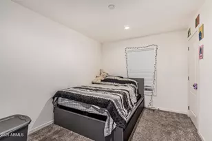 2060 N Center St, Mesa, AZ 85201 - Photo 28