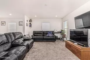 2060 N Center St, Mesa, AZ 85201 - Photo 10